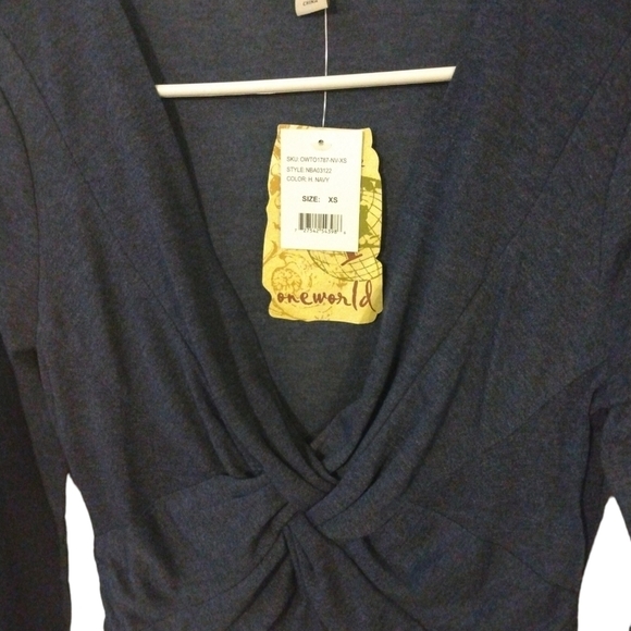 One World Navy Criss Cross V Neck Minimalist Style 3/4 Sleeved Soft NWT Top XS - Picture 2 of 10